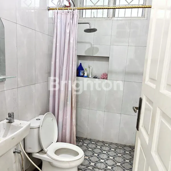 image DISEWAKAN RUMAH PETAK POSISI HOOK LEBAR 15 METER KOMPLEK TASBI  JALAN SETIA BUDI (5)