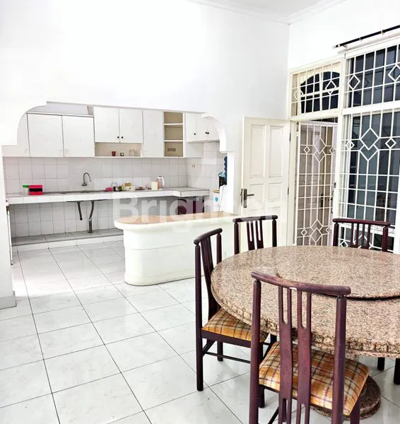 image DISEWAKAN RUMAH PETAK POSISI HOOK LEBAR 15 METER KOMPLEK TASBI  JALAN SETIA BUDI (3)