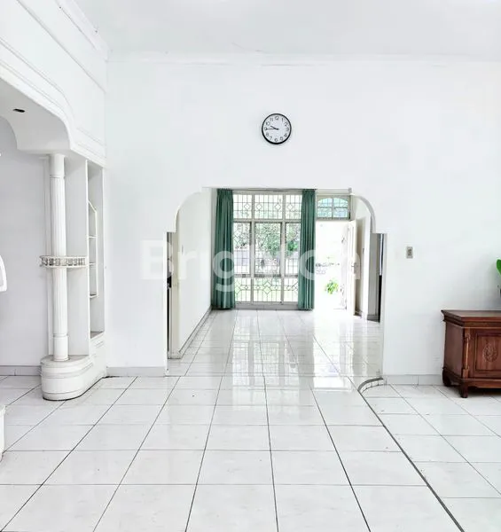 image DISEWAKAN RUMAH PETAK POSISI HOOK LEBAR 15 METER KOMPLEK TASBI  JALAN SETIA BUDI (2)