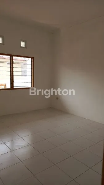 image RUMAH STRATEGIS BEBAS BANJIR DI TANAH MAS, 2KT, DEKAT ARTERI (8)