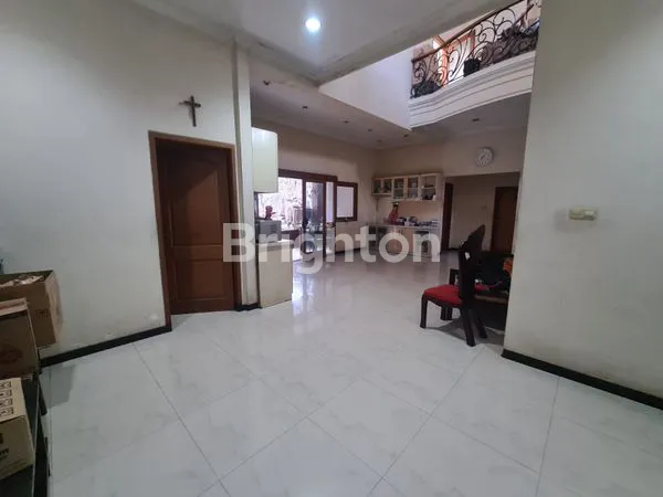 image RUMAH IMPIAN KELUARGA BESAR. HUNIAN PREMIUM DI JANTUNG KOTA SIDOARJO. RUMAH 2 LANTAI. (3)