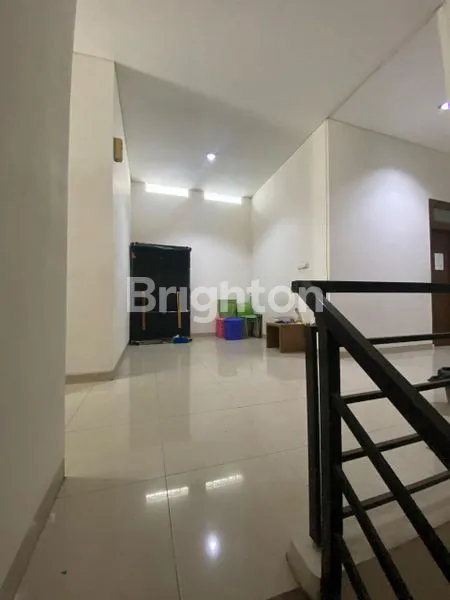 image KOST STRATEGIS DEKAT STAN BINTARO (6)