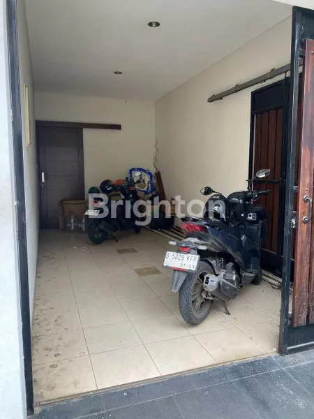 image KOST STRATEGIS DEKAT STAN BINTARO (7)