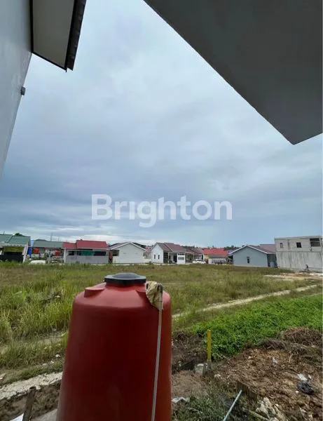 image BALIKPAPAN UTARA- RUMAH BAGUS TERAWAT DI PERUMAHAN (7)