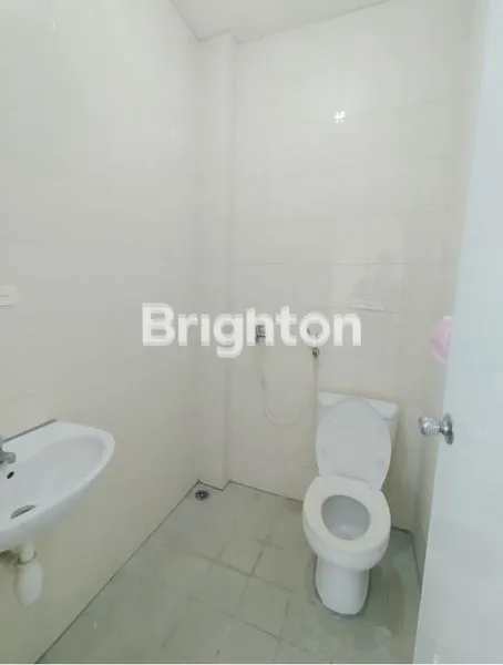 image JUAL SEWA RUKO. 3 LANTAI RAYA JEMURSARI (3)