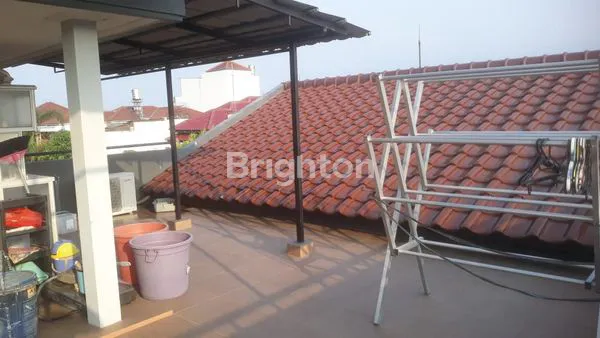 image RUMAH CANTIK POSISI HOOK DI DUREN SAWIT  (7)