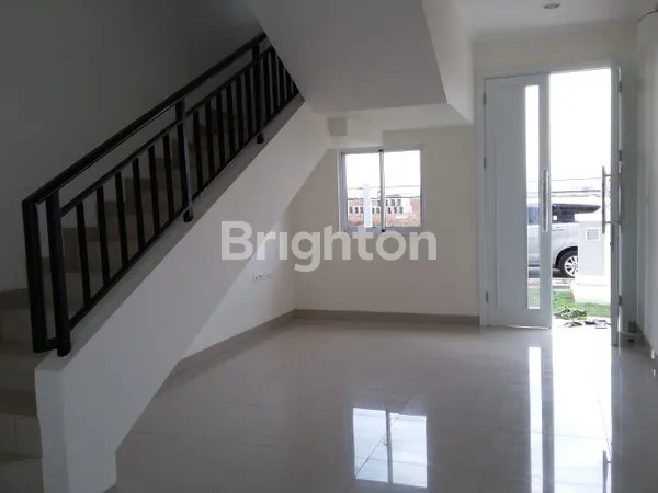 image DIJUAL RUMAH DI SUMMARECON BANDUNG (3)