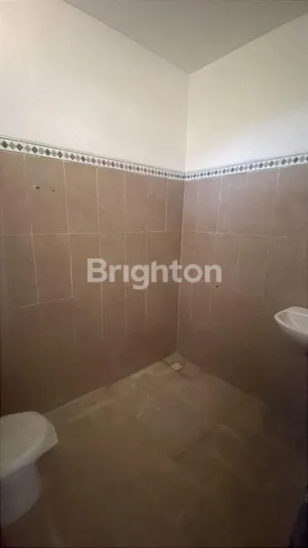 image RUMAH TENANG NYAMAN DAN MEWAH (5)