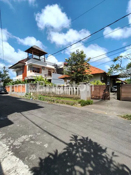 image *PENAWARAN EKSKLUSIF – TANAH STRATEGIS DEKAT JALAN UTAMA TAMAN GRIYA JIMBARAN BALI* (2)