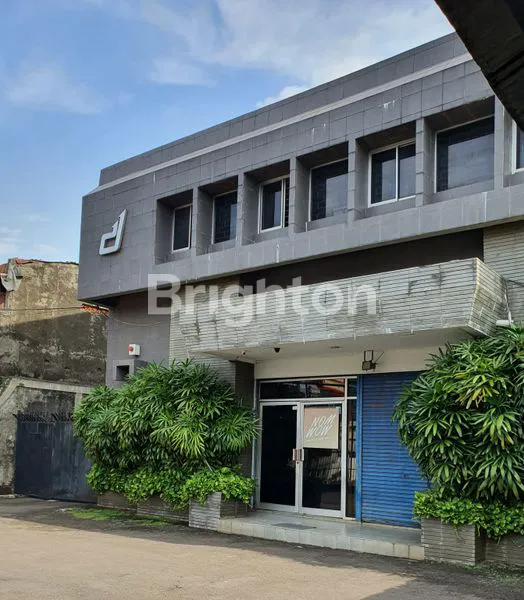 image DISEWAKAN KANTOR DAN GUDANG DI KEBAYORAN DEKAT PERMATA HIJAU, KEBON JERUK JAKARTA BARAT (1)