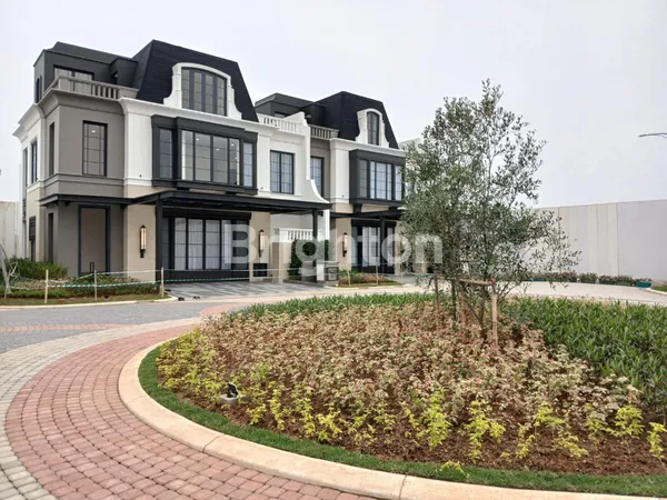 image RUMAH BERGAYA EROPA KLASIK DI TANGERANG  (1)