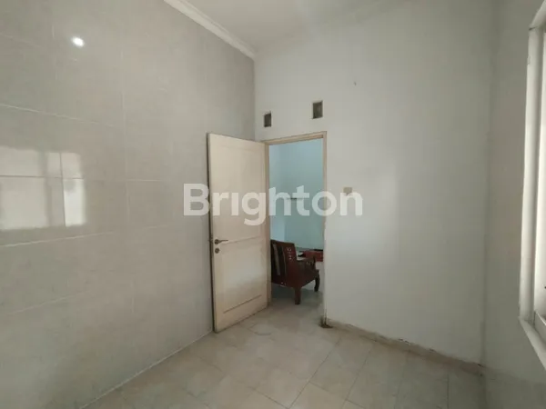 image RUMAH SIAP HUN PURIMAS DEKAT RAYA MERR DAN UPN  (3)