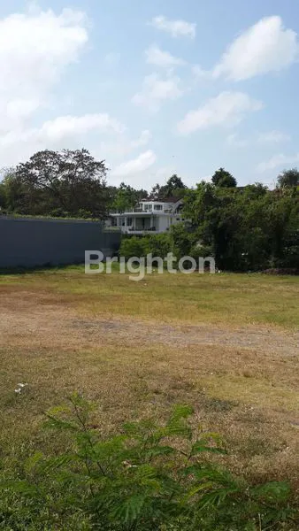 image FOR SALE – RIVERSIDE HOUSE IN CEKOMARIA, DENPASAR UTARA  (4)