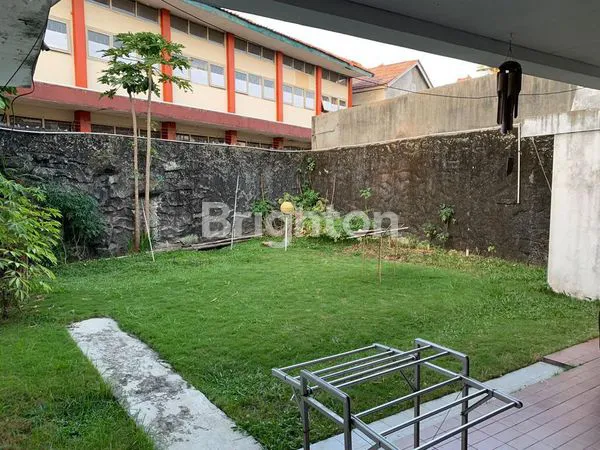 image RUMAH MEWAH, SAYAP BUAH BATU, BANDUNG (7)
