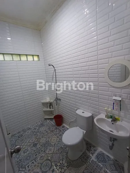 image RUMAH CANTIK 1 LANTAI, GAZEEBO EKSKLUSIF & HALAMAN LEGA (7)