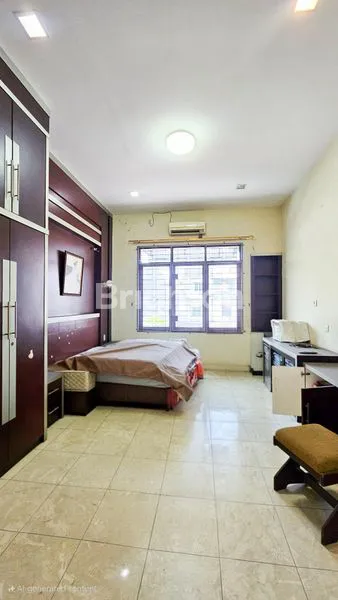 image RUMAH SIAP HUNI INTI KOTA 3,5 TINGKAT - FULL FURNISHED - LOKASI STRATEGIS - JL BUNGUR - H. ADAM MALIK - WARINGIN MEDAN (7)