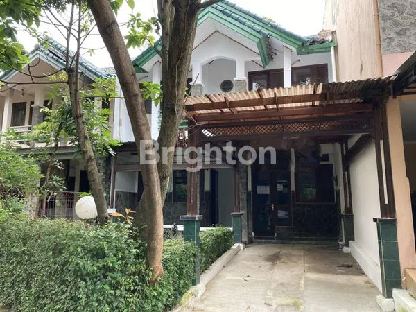 RUMAH 2 LANTAI SEMI-FURNISHED DI DANAU BOGOR RAYA