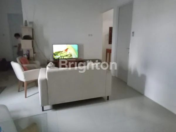 image RUMAH 1 LANTAI DENGAN TANAH LUAS DI CIPEDAK JAGAKARSA JAKARTA SELATAN  (7)