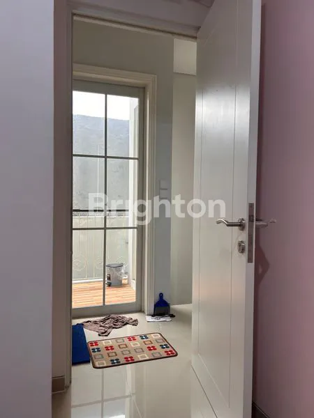 image RUMAH MANSION NINE LOKASI STRATEGIS  (7)