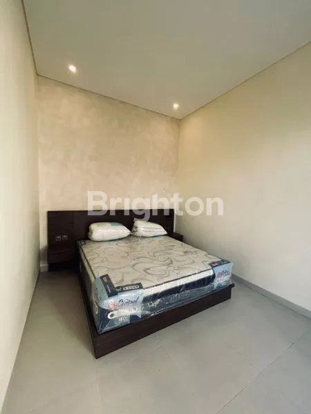 image VILLA MEWAH 2 KAMAR DI SESEH - 5 MENIT KE PANTAI (4)