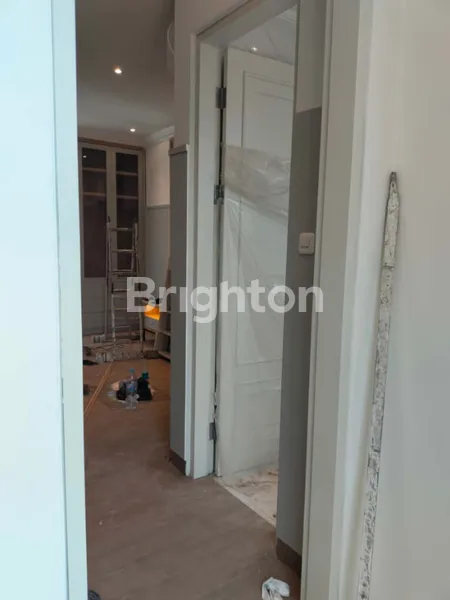 image RUMAH 2 LANTAI AMERICAN STYLE DIAN ISTANA CLUSTER THE WHITE HOUSE EXTENSION (2)