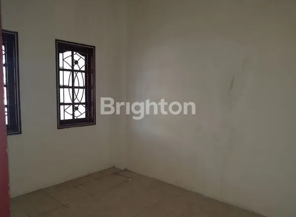 image RUMAH 4 LANTAI STRATEGIS DI JELAMBAR, SIAP HUNI & USAHA (6)