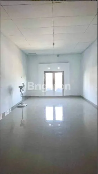 image RUKO 2 LANTAI STRATEGIS SHM+IMB DI SESETAN DENPASAR SELATAN (3)