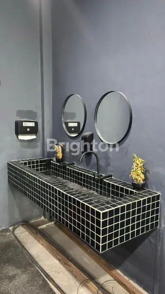 image DIJUAL CEPAT RUKO GANDENG MANYAR KERTOARJO BONNET,  LOKASI SANGAT STRATEGIS, DIJUAL KOMPLIT BESERTA EQUIPMENT SIAP PAKAI TINGGAL LANJUTKAN USAHANYA  (8)