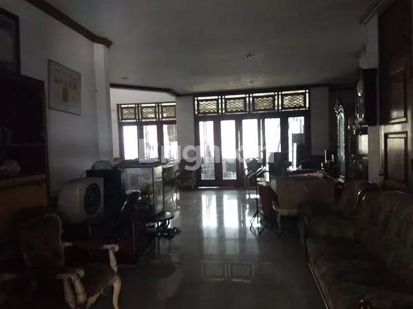 image RUMAH BESAR 2 LANTAI DI DAERAH RAWAMANGUN (5)