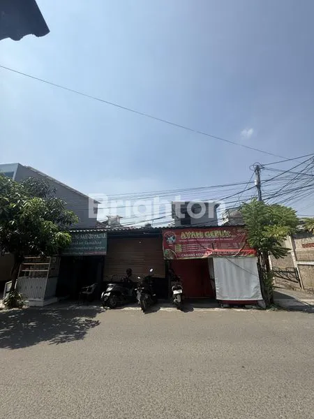 image RUMAH LOKASI STRATEGIS DEPAN JALAN RAYA SAMPING MALL BEKASI CYBER PARK (1)