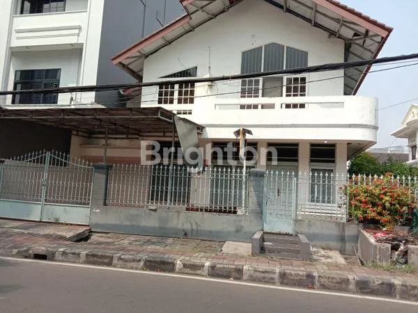 image RUMAH STRATEGIS 260M² DI TANJUNG DUREN, 5KT, BEBAS BANJIR, JAKARTA BARAT (1)