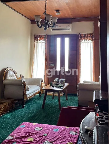 image RUMAH ESTETIK & MINIMALIS DI LONTAR (4)