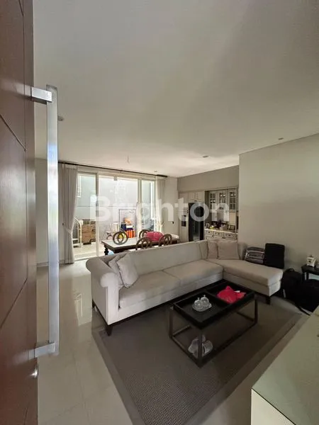 image RUMAH MEWAH DI CITRALAND BUONA VISTA FULL FURNISH  (3)