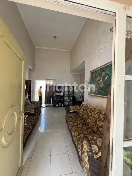 image RUMAH ASRI SIAP HUNI FURNISH VILLA ESPERANZA NGALIYAN (2)