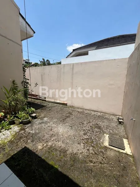 image RUMAH ASRI SIAP HUNI FURNISH VILLA ESPERANZA NGALIYAN (7)