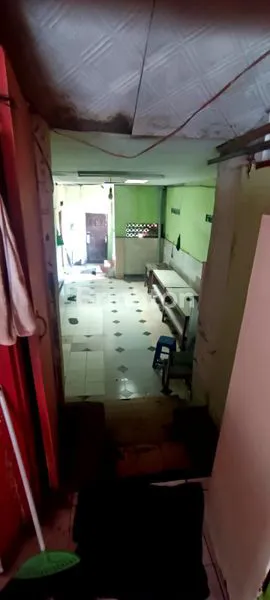 image DISEWAKAN TEMPAT USAHA + KAMAR TINGGAL STRATEGIS, PINGGIR JALAN BESAR & MURAH (4)