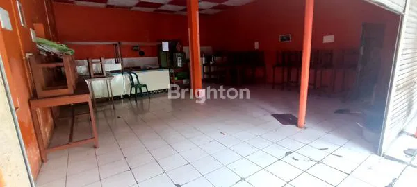 image DISEWAKAN TEMPAT USAHA + KAMAR TINGGAL STRATEGIS, PINGGIR JALAN BESAR & MURAH (3)
