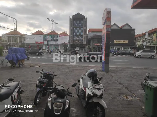 image RUKO SHM 3 LANTAI DI PUSAT BISNIS SUNSET ROAD - LOKASI EMAS KUTA BALI (5)