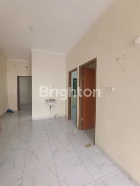 image DIJUAL RUMAH DI HARAPAN INDAH 1 (7)