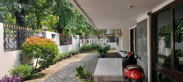 image DIJUAL RUMAH  DUKUH KUPANG BARAT (2)