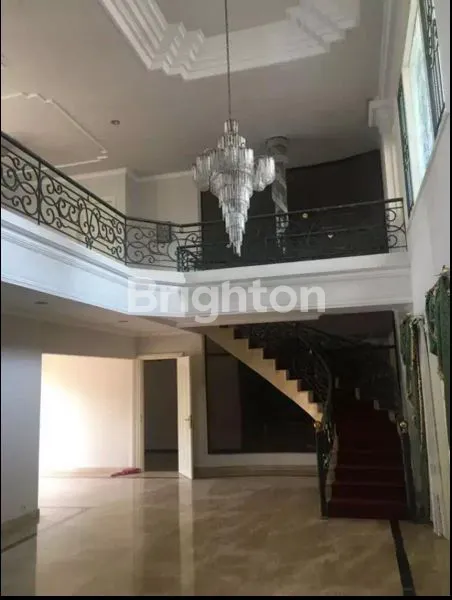 image HUNIAN EKSKLUSIF 4+1 KT DI LOKASI STRATEGIS SURABAYA (1)