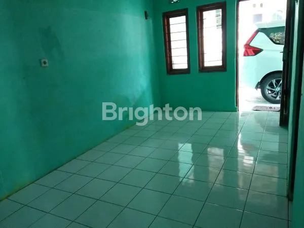 image RUMAH HOOK STRATEGIS DI PURI CIPAGERAN CIMAHI (1)