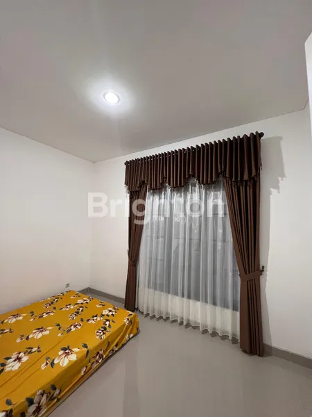 image RUMAH MEWAH INI DIJUAL HARGA NYA ISTIMEWA (3)