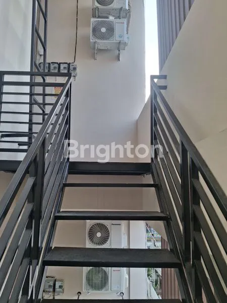 image RUMAH KOST MEWAH 12 KAMAR FULLY FURNISHED DI TANJUNG DUREN (2)