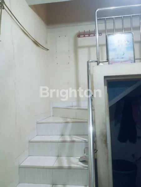 image RUMAH MUNGIL 2 LANTAI STRATEGIS DI TELUK GONG, JAKARTA UTARA (5)