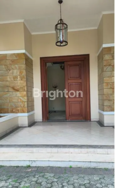 image RUMAH BAGUS, TERAWAT DI LOKASI STRATEGIS & PREMIUM - JL. WIJAYA - MELAWAI -KEBAYORAN BARU - JAKARTA SELATAN (2)