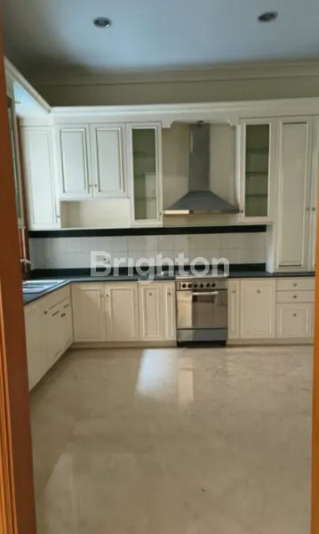 image RUMAH BAGUS, TERAWAT DI LOKASI STRATEGIS & PREMIUM - JL. WIJAYA - MELAWAI -KEBAYORAN BARU - JAKARTA SELATAN (5)