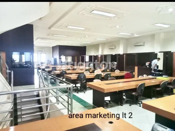 image DISEWAKAN GEDUNG DI JL. RAYA SULAWESI (8)