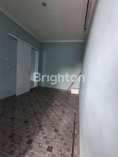 image RUMAH STRATEGIS BENDUNGAN HILIR 3 LANTAI, 5KT 4KM, HGB (3)