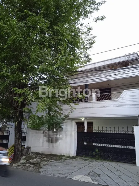 DIJUAL RUMAH  DUKUH KUPANG BARAT